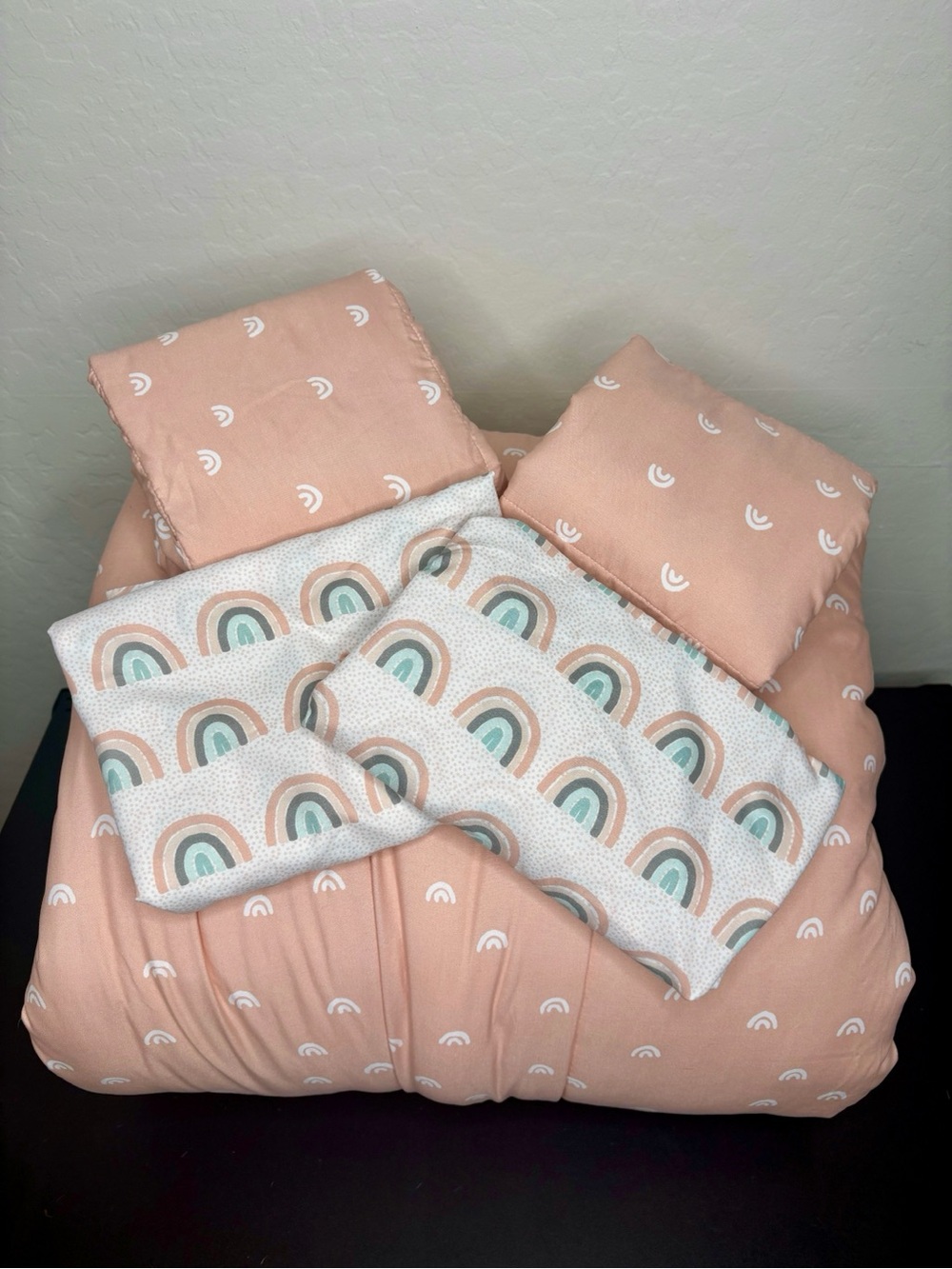 Nod and Winks by Beddy’s Over the Rainbow Zipper Bedding Set Full Peach Pink